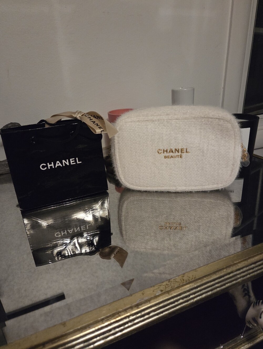 Chanel Beaute Cosmetics Bag White Tweed Gold Accents